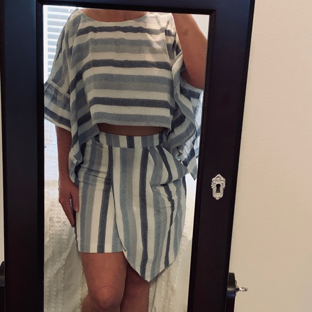 BCBG 2 Piece Set - Blouse & Skirt